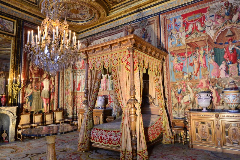 THRONE ROOM, NAPOLEON I (1769-1821), FONTAINEBLEAU CASTLE (16C), FRANCE  Stock Photo - Alamy