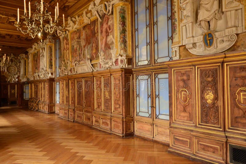 THRONE ROOM, NAPOLEON I (1769-1821), FONTAINEBLEAU CASTLE (16C), FRANCE  Stock Photo - Alamy