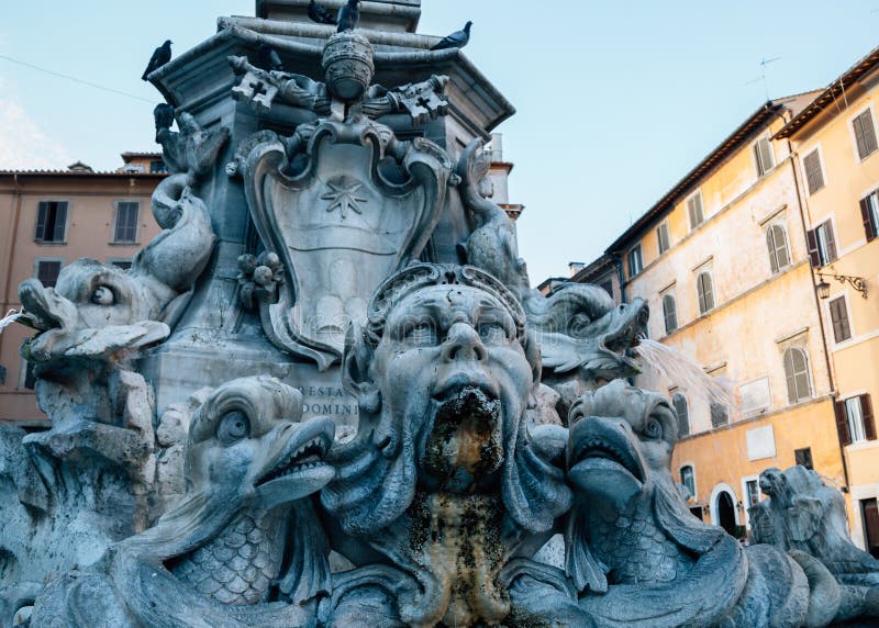Fontana Del Pantheon an Marktplatz della Rotonda in Rom, Italien stockfotografie Fontana Del Pantheon an Marktplatz della Rotonda in Rom, Italien stockfotografie