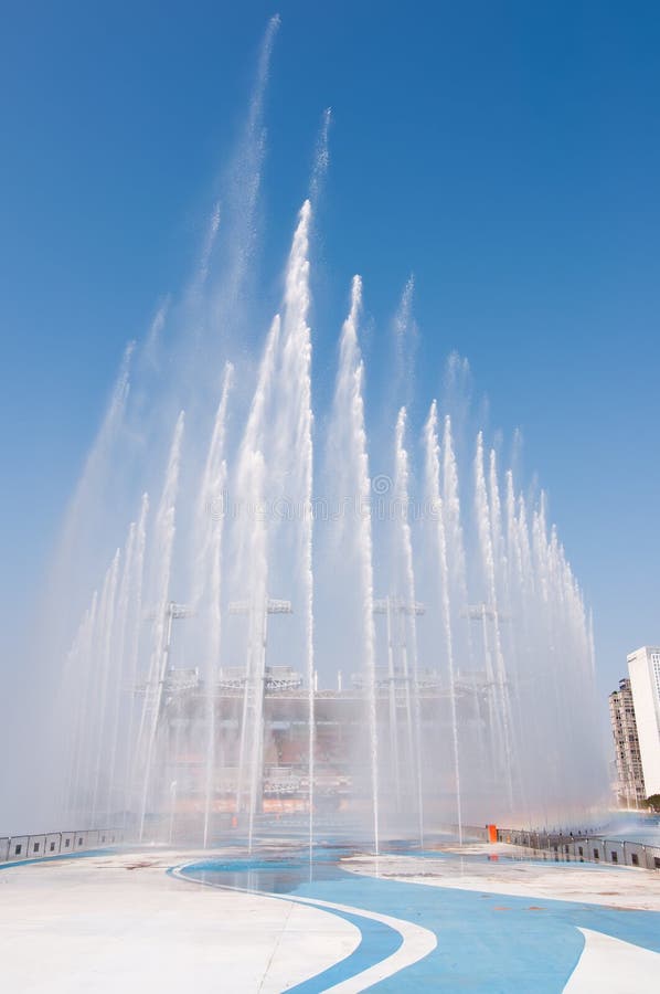 Fontana del parco di giochi asiatici di HaiXinSha immagini stock libere da diritti