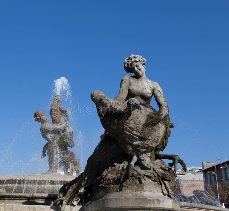 Fontanna najady na piazza della Repubblica zdjęcia stock Fontanna najady na piazza della Repubblica zdjęcia stock