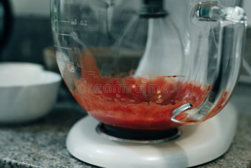 Food Processor To Kneading Dough for Zephyr. Manufacturing Process of