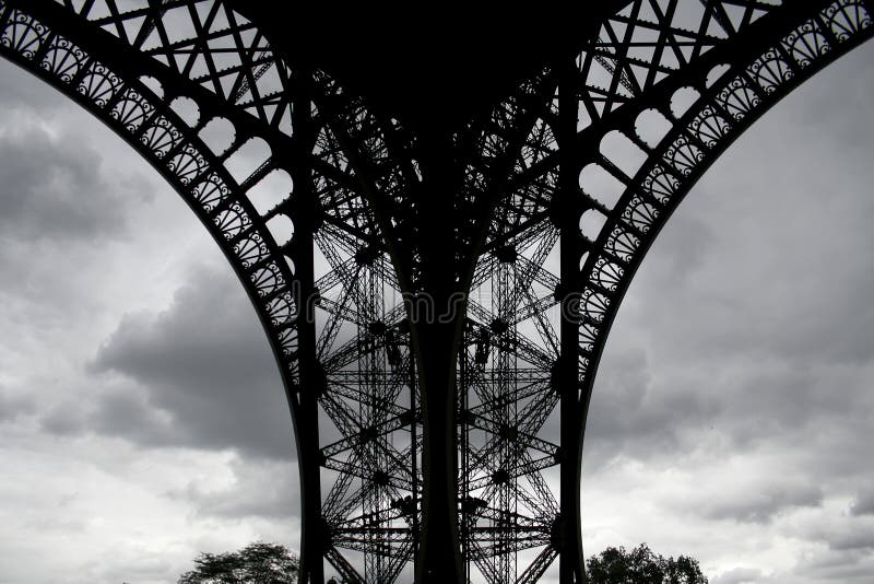 Foot of the eiffel tower ongrey cloud