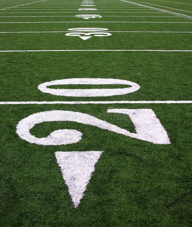 Una foto di un campo di calcio.