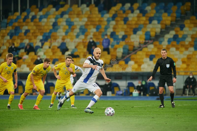 Mkhitaryan Henrikh and Taison Forwards of Football Club Shakhtar Editorial  Photo - Image of green, football: 31294671