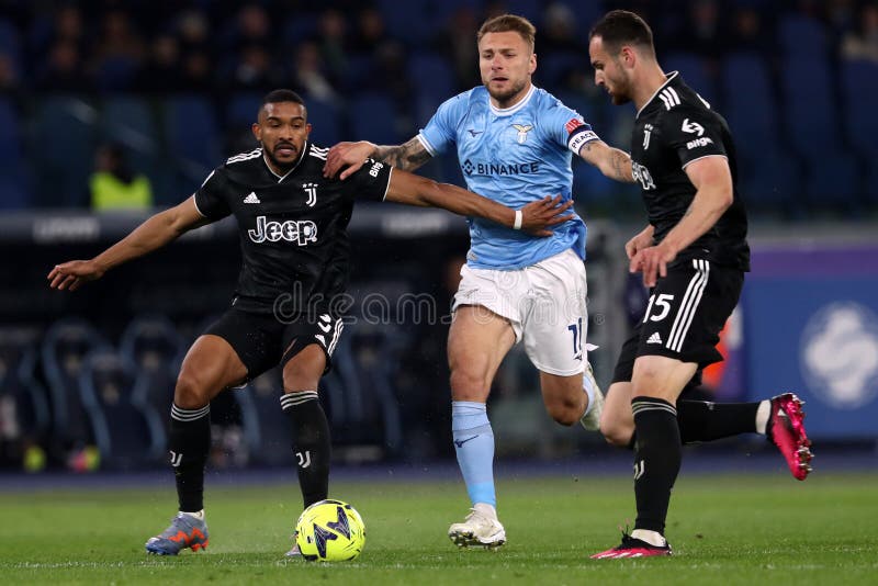 Turin, Italy. 16th May, 2022. Team of Juventus FC poses during the Serie A  2021/22 football match between Juventus FC and SS Lazio at the Allianz  Stadium. (Photo by Fabrizio Carabelli/SOPA Images/Sipa