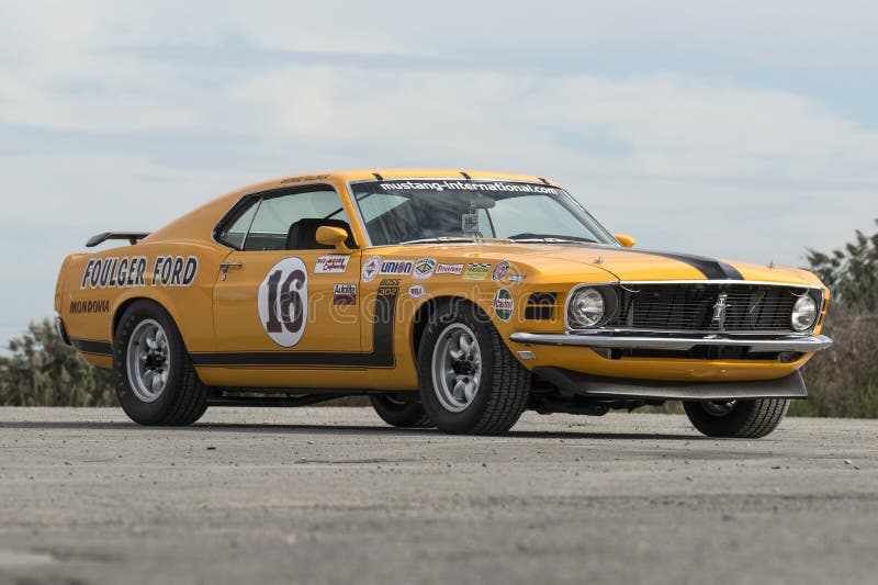 1970 ford mustang boss 302 race car