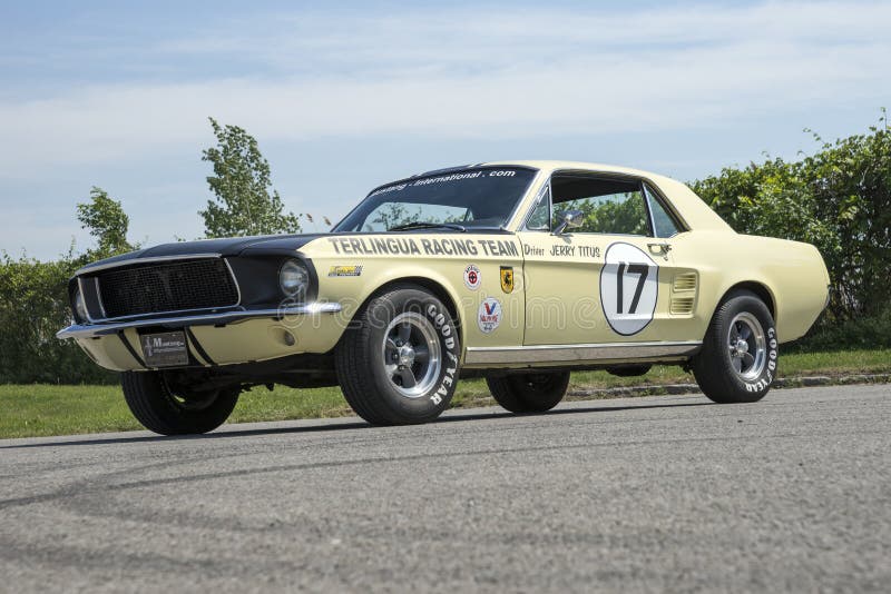 1967 ford mustang coupe race car