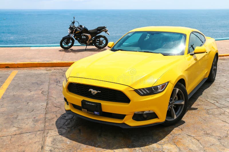 Ford Mustang and Yamaha FZ25 royalty free stock images Ford Mustang and Yamaha FZ25 royalty free stock images