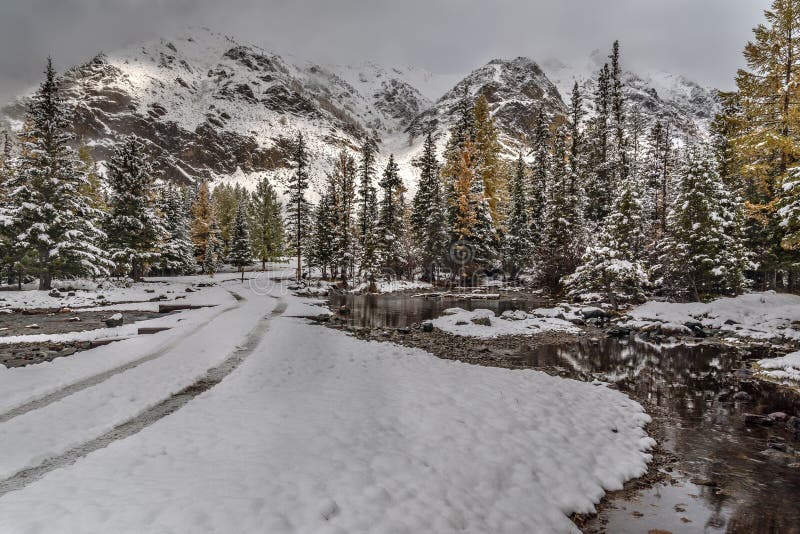 Forest snow river autumn mountains royalty free stock photos Forest snow river autumn mountains royalty free stock photos