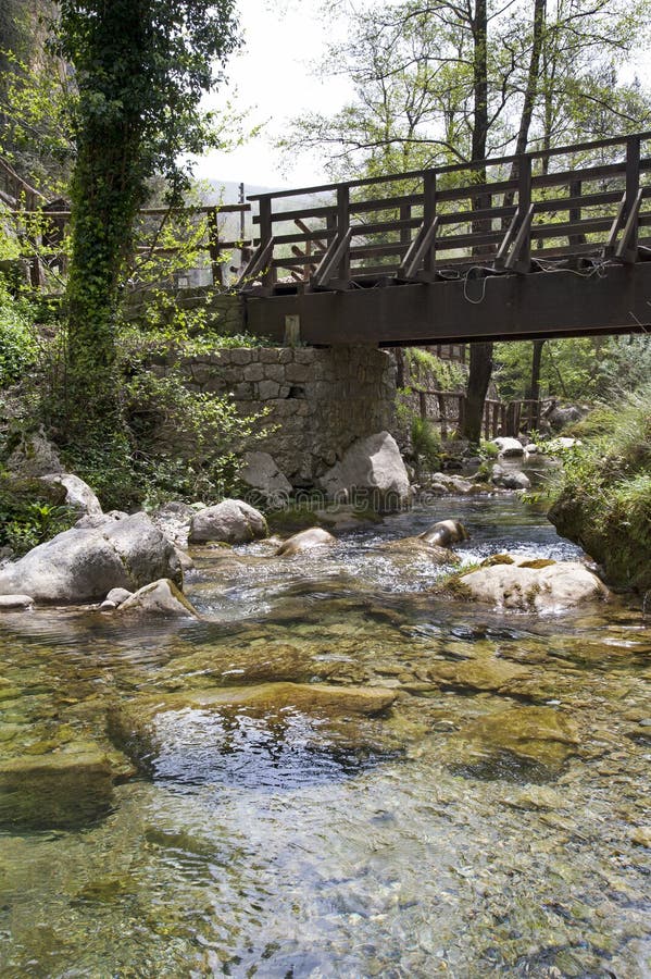 Aus Wald die sogenannte wasserfälle,,.