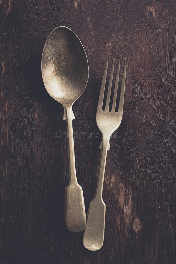 Fork y cuchara del vintage imagen de archivo libre de regalías Fork y cuchara del vintage imagen de archivo libre de regalías