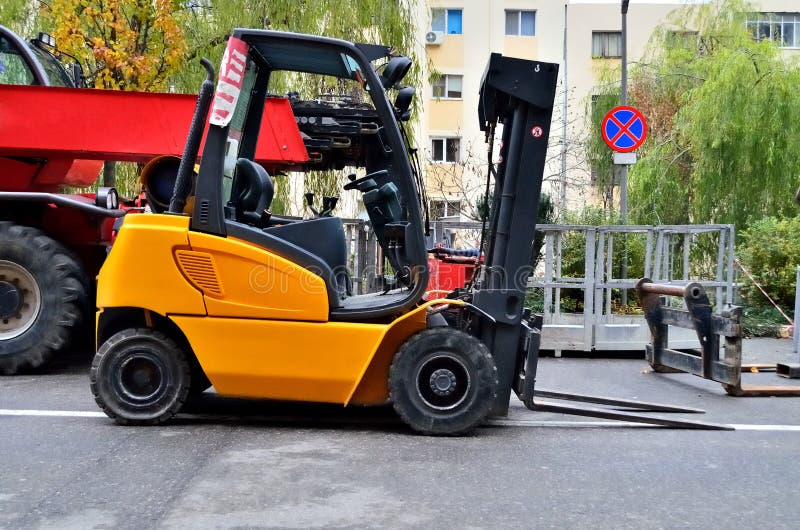 Forklift Truck stock photo. Image of depot, labourer 48874204