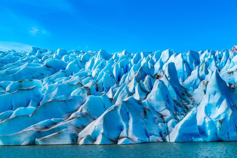 Forma del modello dal ghiaccio del ghiacciaio grigio al parco nazionale di Torres del Paine immagini stock Forma del modello dal ghiaccio del ghiacciaio grigio al parco nazionale di Torres del Paine immagini stock