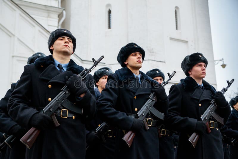 Formacja Prezydencki pułk usługa Moskwa Kremlin’s Commandant zdjęcie royalty free Formacja Prezydencki pułk usługa Moskwa Kremlin’s Commandant zdjęcie royalty free