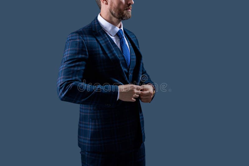 Formelles Menswegekonzept. Mann in formaler Aussichtsbekleidung. Geschäftsmann in elegantem, maßgeschneidertem Anzug. Zwangsjacke stockbild