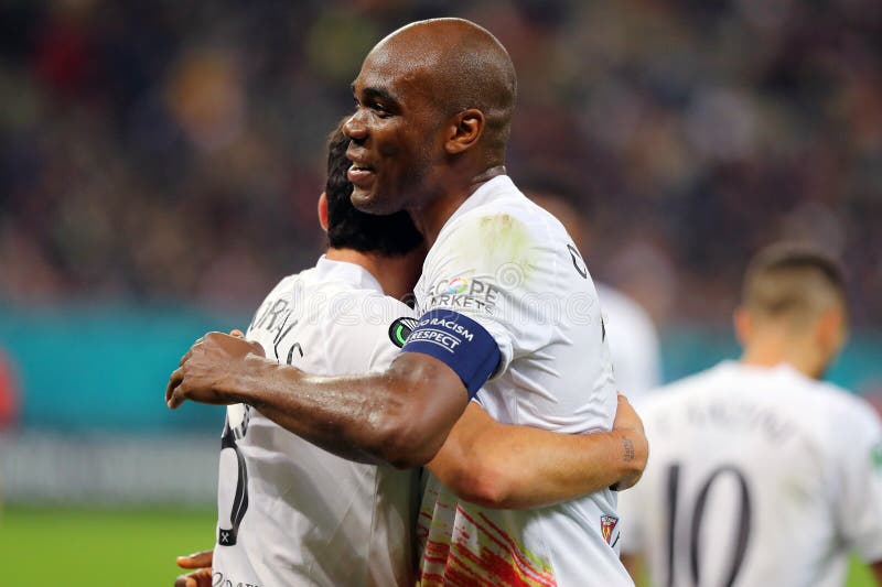 Fornale pablo i angelo ogbonna świętują cel zdjęcia royalty free