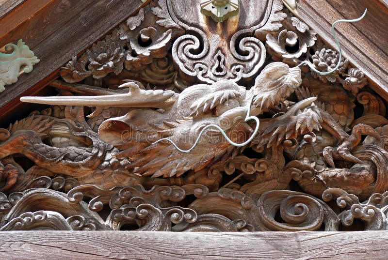 Forntida japansk träskulptur sakrala Dragon Head på Mount Koya royaltyfri foto Forntida japansk träskulptur sakrala Dragon Head på Mount Koya royaltyfri foto
