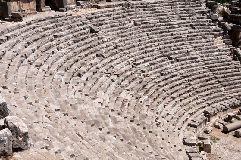 forntida myrakalkon för amphitheater royaltyfri foto forntida myrakalkon för amphitheater royaltyfri foto