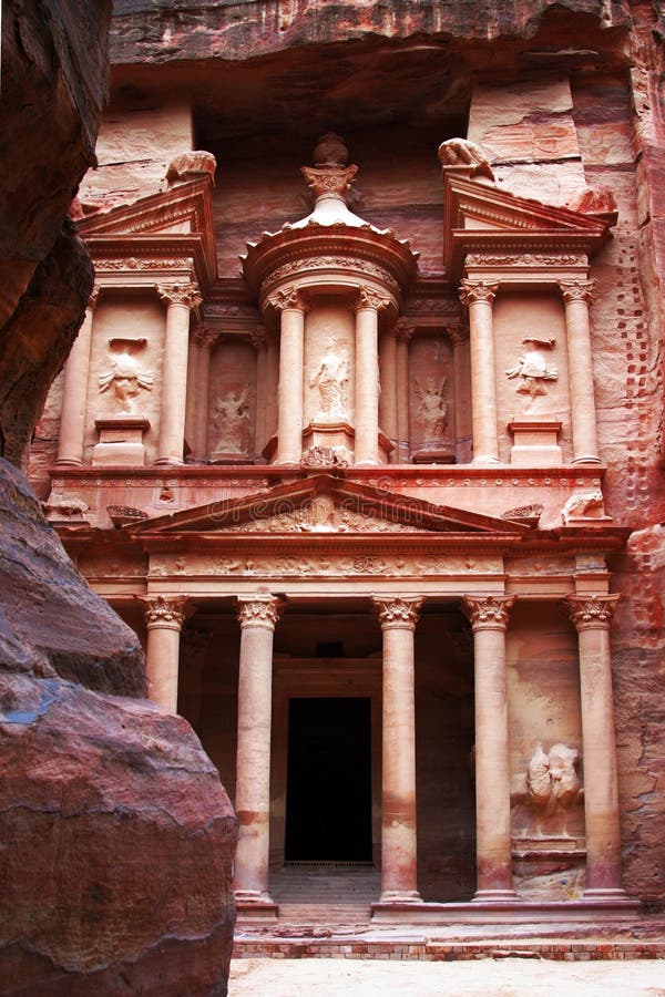 forntida stadsjordan petra fotografering för bildbyråer forntida stadsjordan petra fotografering för bildbyråer
