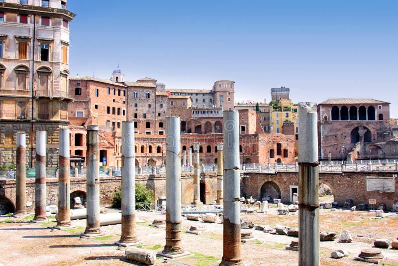 Foro de Trajan, Roma, Italia imagen de archivo Foro de Trajan, Roma, Italia imagen de archivo