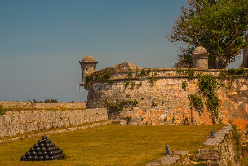 Fortress of San Carlos De La CabaÃ±a Stock Image - Image of tourism,  important: 37263257