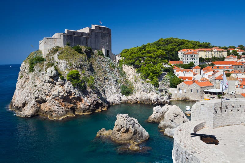 Forteresse de Lovrijenac dans Dubrovnik images libres de droits Forteresse de Lovrijenac dans Dubrovnik images libres de droits