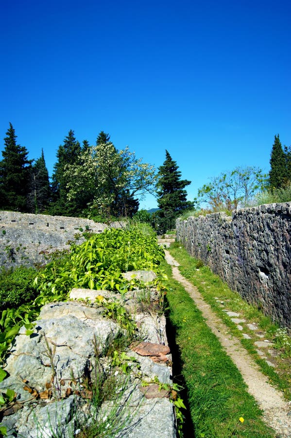 On the fortress walls of Spanjola