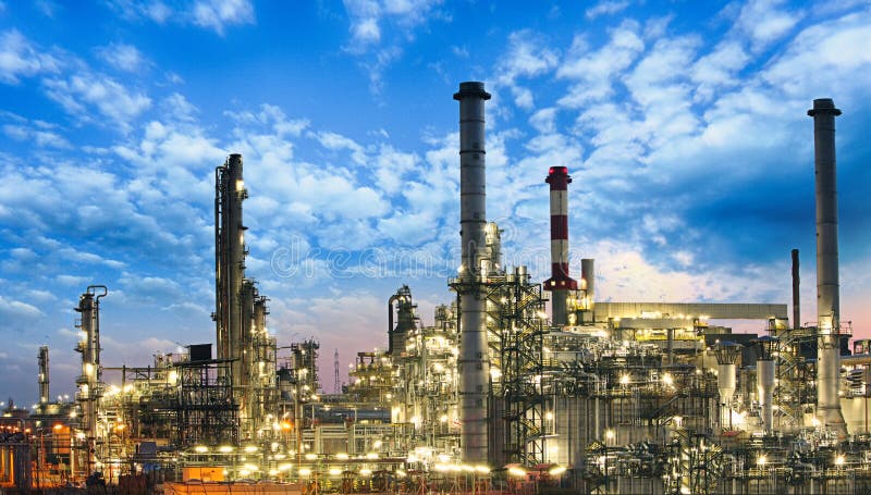 Fossila bränslenbransch - raffinaderi, fabrik, petrokemisk växt