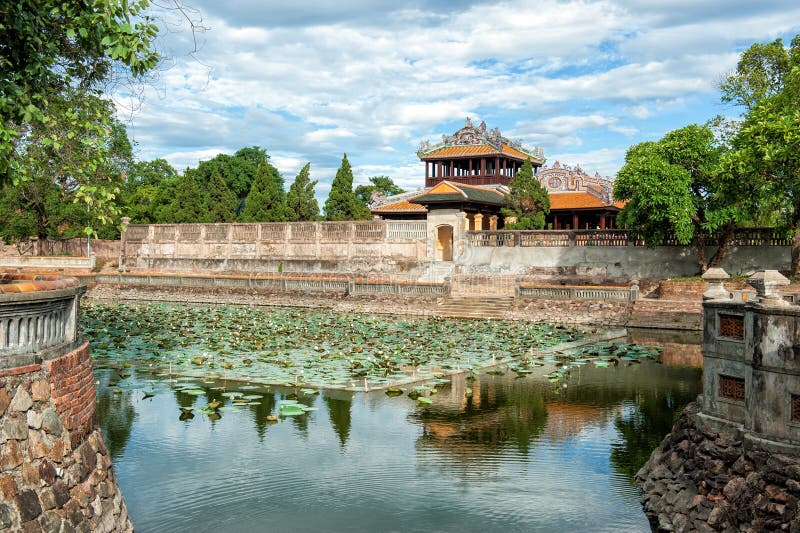 Fosso da cidade imperial (citadela) na matiz, Vietname