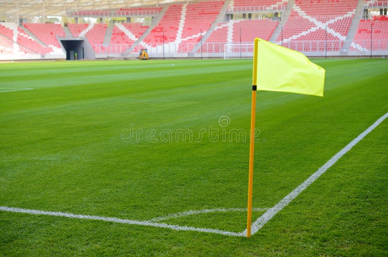 fotboll för hörnfältflagga arkivbilder fotboll för hörnfältflagga arkivbilder