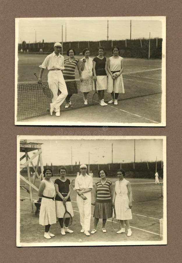 Foto antigua de la original 1915 - gente que juega a tenis foto de archivo Foto antigua de la original 1915 - gente que juega a tenis foto de archivo