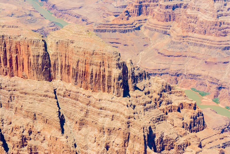 Foto aérea de Grand Canyon y del río Colorado, Arizona, los E.E.U.U. fotografía de archivo Foto aérea de Grand Canyon y del río Colorado, Arizona, los E.E.U.U. fotografía de archivo