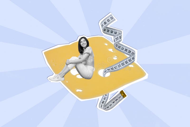 Foto compuesta creativa collage de alegre mujer sentada en el queso con cinta de medida aislada en libre illustration