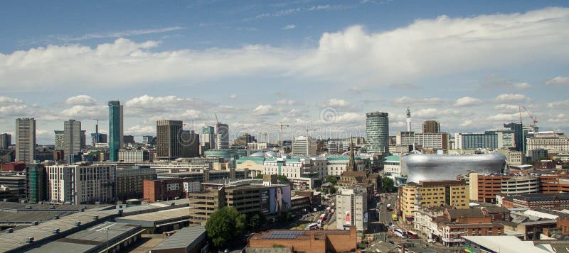 A foto de Birmingham, Reino Unido fez pelo zangão fotografia de stock A foto de Birmingham, Reino Unido fez pelo zangão fotografia de stock