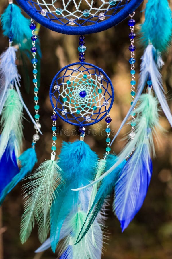 Foto de um dreamcatcher feito à mão fotos de stock royalty free Foto de um dreamcatcher feito à mão fotos de stock royalty free