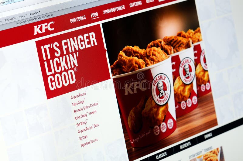 Foto del homepage de KFC en una pantalla de monitor fotos de archivo libres de regalías Foto del homepage de KFC en una pantalla de monitor fotos de archivo libres de regalías