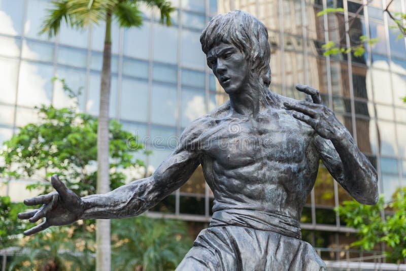Foto del primer de la estatua de Bruce Lee imagenes de archivo Foto del primer de la estatua de Bruce Lee imagenes de archivo