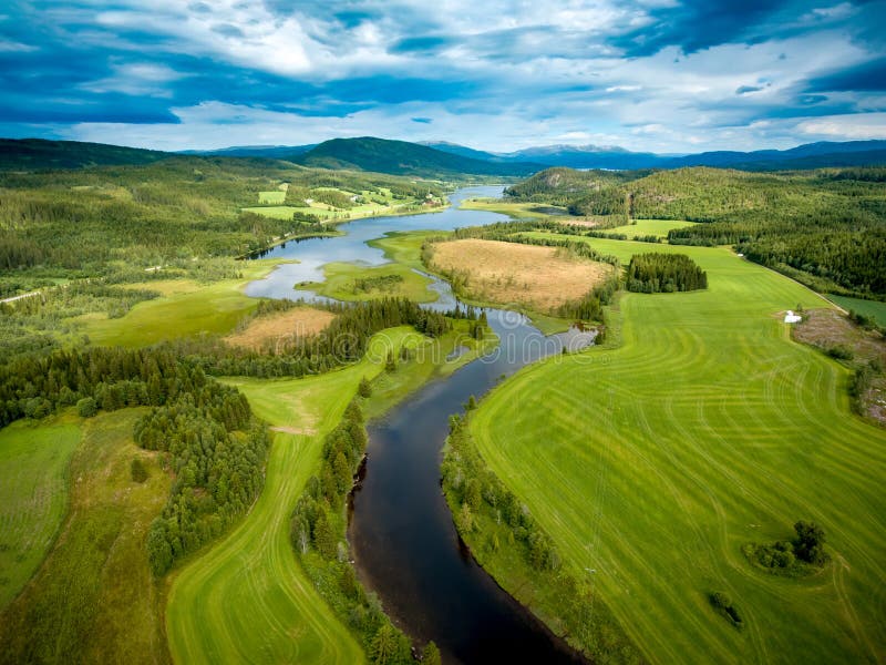 Fotografia aérea de Noruega da natureza bonita imagens de stock Fotografia aérea de Noruega da natureza bonita imagens de stock