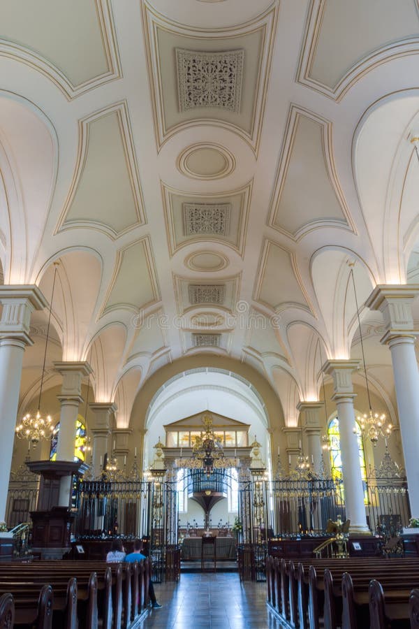 Fotografia do vertical de Derby Cathedral Nave Ceiling HDR imagem de stock Fotografia do vertical de Derby Cathedral Nave Ceiling HDR imagem de stock