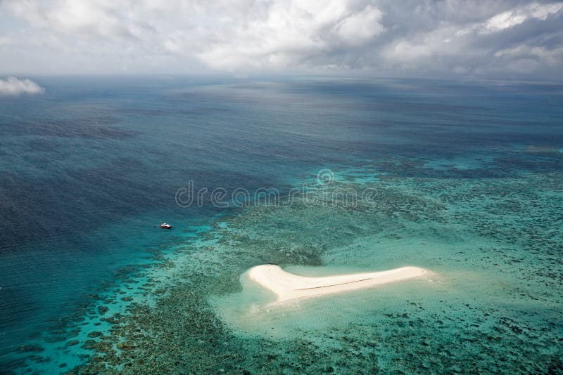 Fotografía aérea de la gran barrera de coral imagen de archivo Fotografía aérea de la gran barrera de coral imagen de archivo