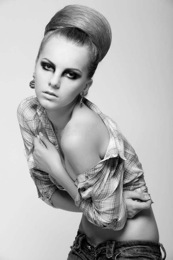 Fotografía blanco y negro del modelo de la lista fotos de archivo Fotografía blanco y negro del modelo de la lista fotos de archivo