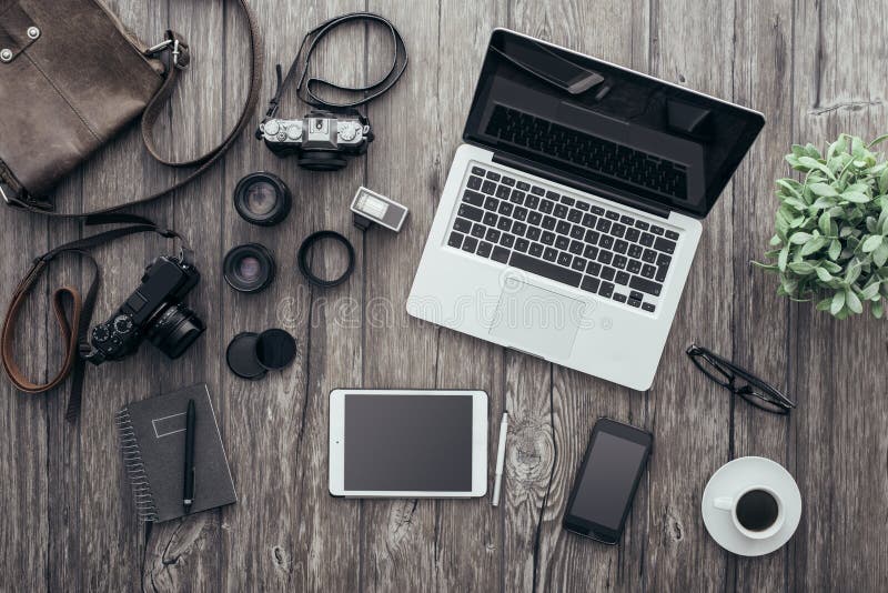 Fotógrafo independiente del inconformista foto de archivo libre de regalías Fotógrafo independiente del inconformista foto de archivo libre de regalías