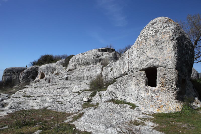 Cité troglodytique d'Eski-Kermen images stock