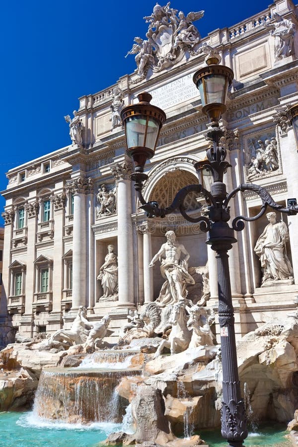 Fountain di Trevi royalty free stock photo Fountain di Trevi royalty free stock photo