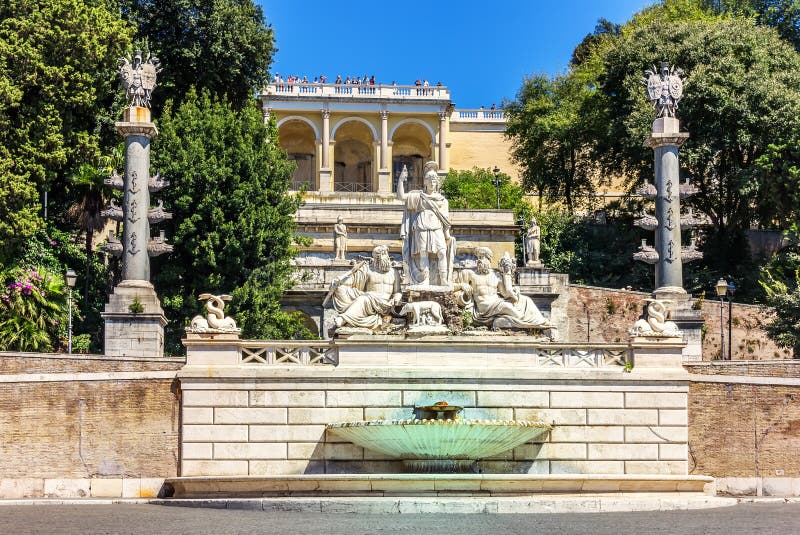 Fountain `Fontana della dea Roma` in Piazza del Popolo