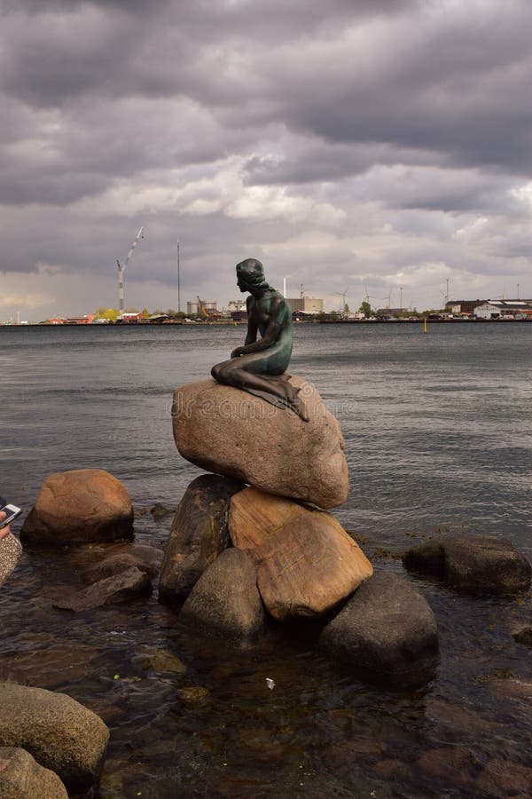 Fountain In The Park Little Mermaid Copenhagen Editorial Stock Image ...