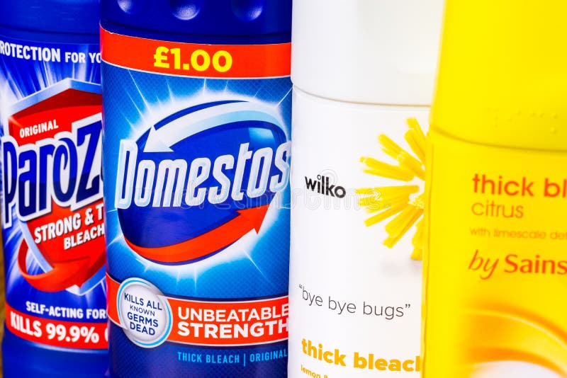 Close-up of Parozone Bleach Label. Strong and Thick Bleach. To Help Kill  Bacteria, Virus and Germs Around the Home Editorial Stock Image - Image of  disinfect, home: 180407434