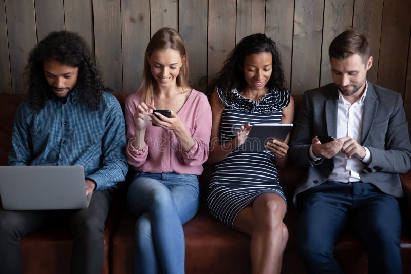 Micro-Aggressions And Phubbing In The Age Of FoMO - Training