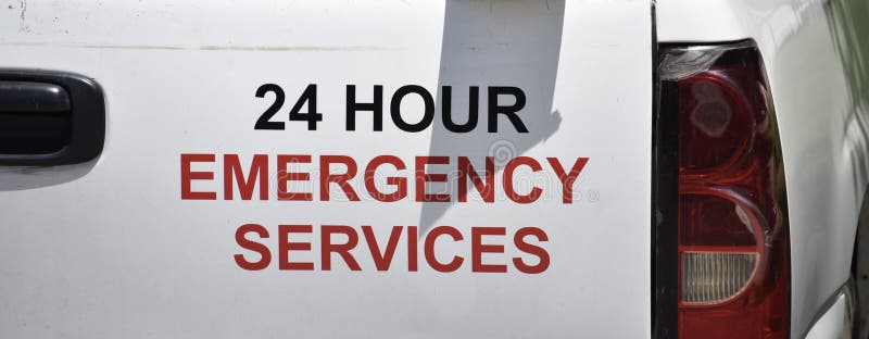 Fournisseur de services des urgences pour l'inondation, le feu, mettant d'aplomb des dommages de tempête
